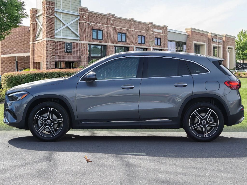 Thumbnail: 2026 Mercedes-Benz GLA - 8