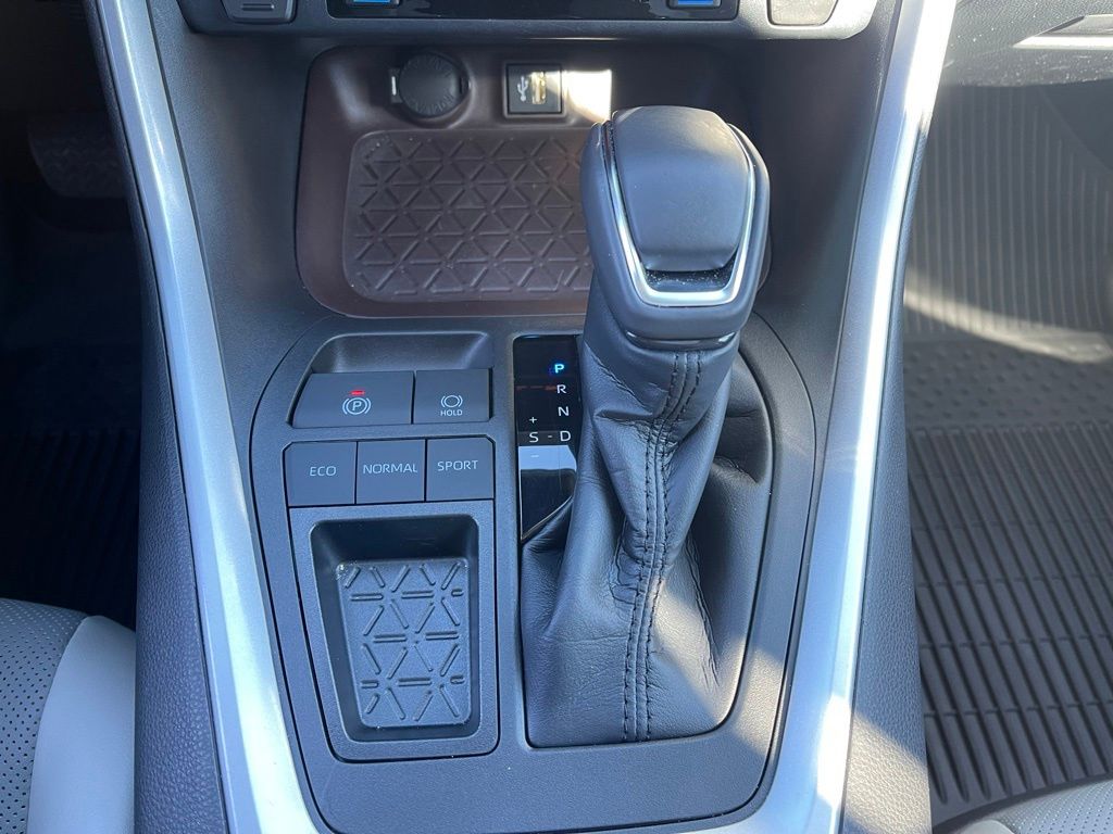 2023 Toyota RAV4 Limited
