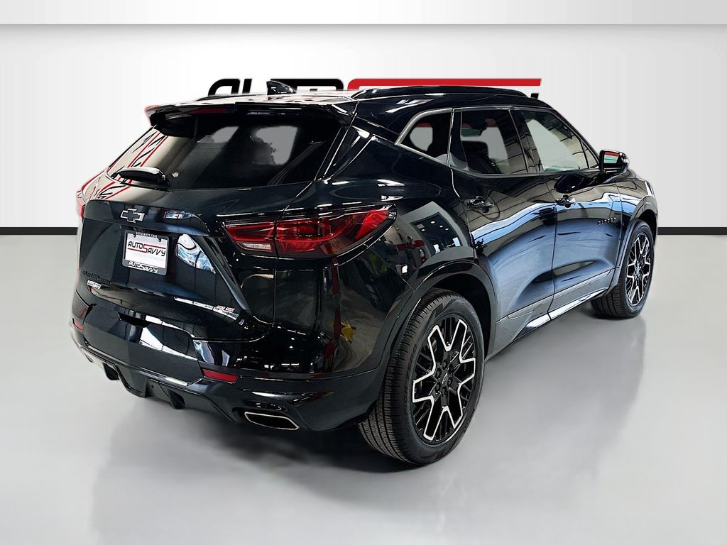 Used 2023 Black Chevrolet RS image 7