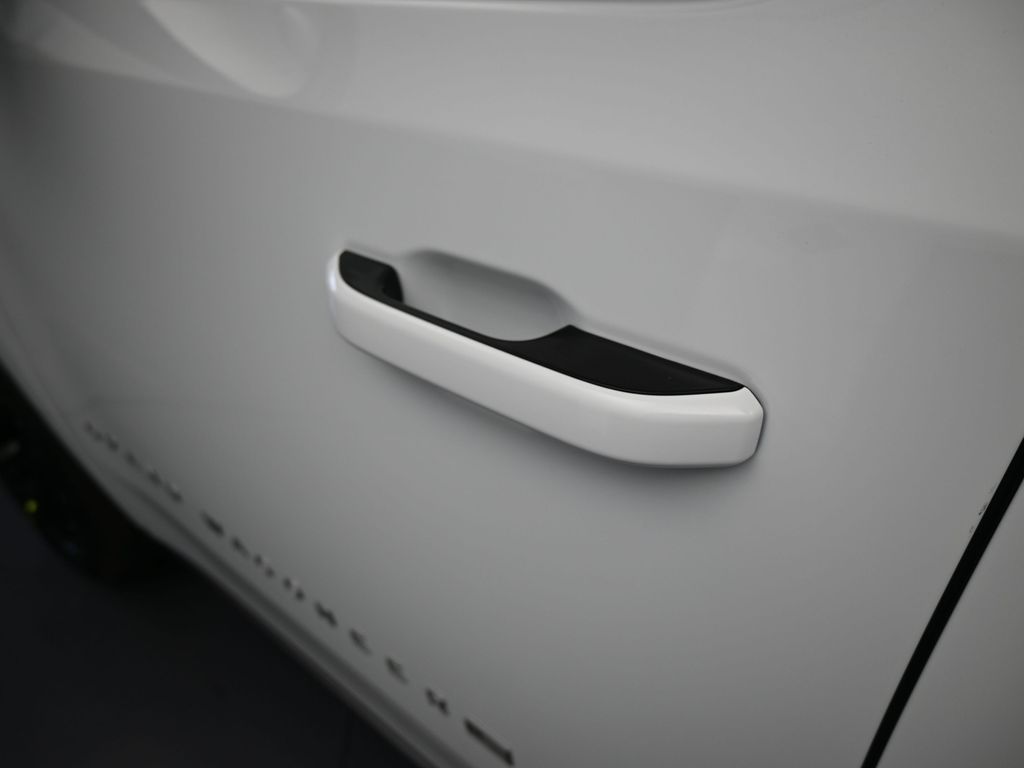 New 2026 Bright White Clearcoat Jeep Limited Reserve image 34