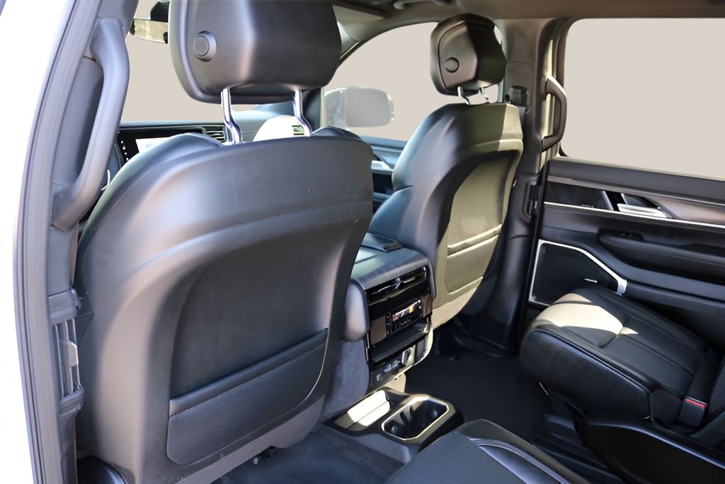 Used Car 2024 Jeep Wagoneer L  Series Ii For Sale Under $50,000 In Austin, Texas