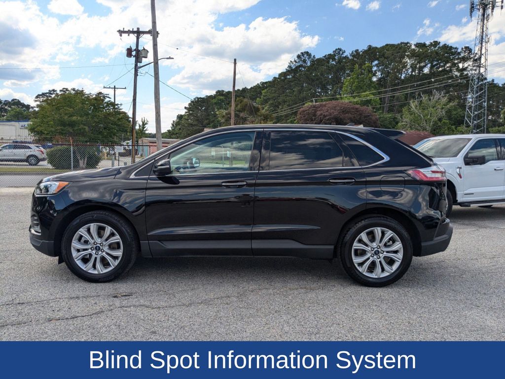 2022 Ford Edge Titanium