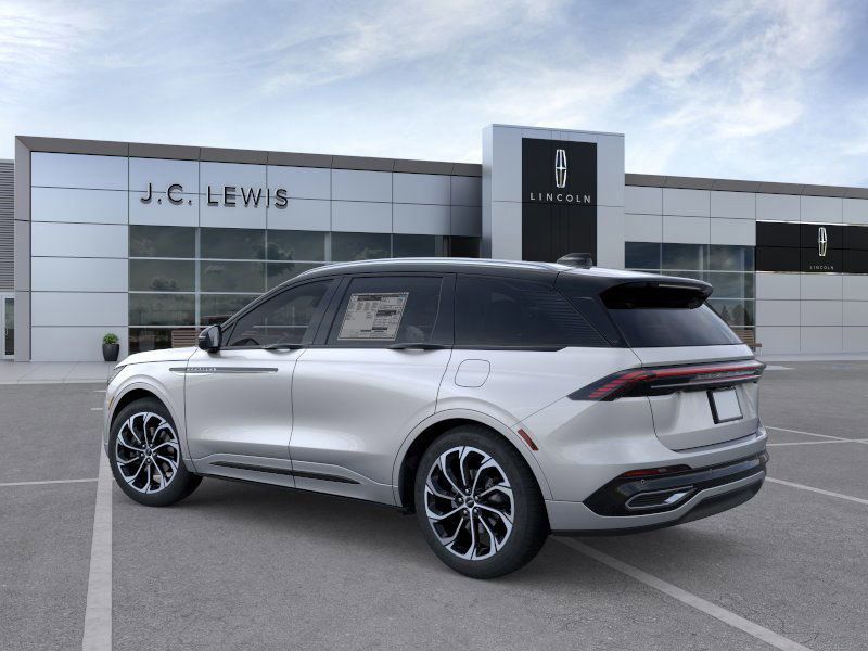 2025 Lincoln Nautilus Reserve