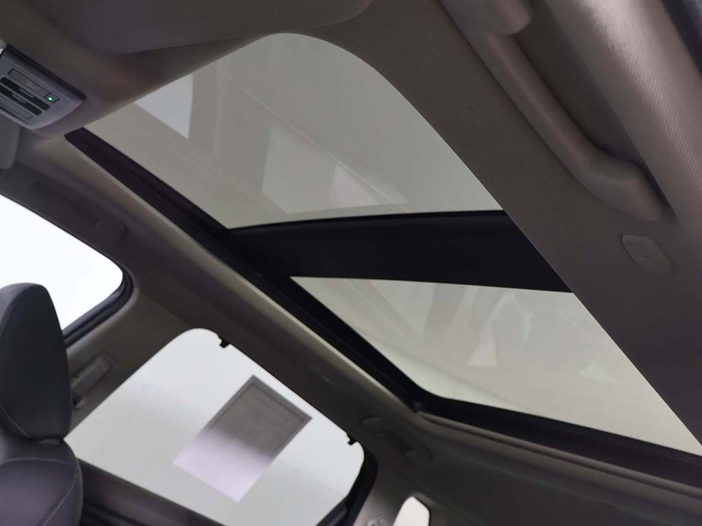 Used 2023 Black Nissan SL image 22