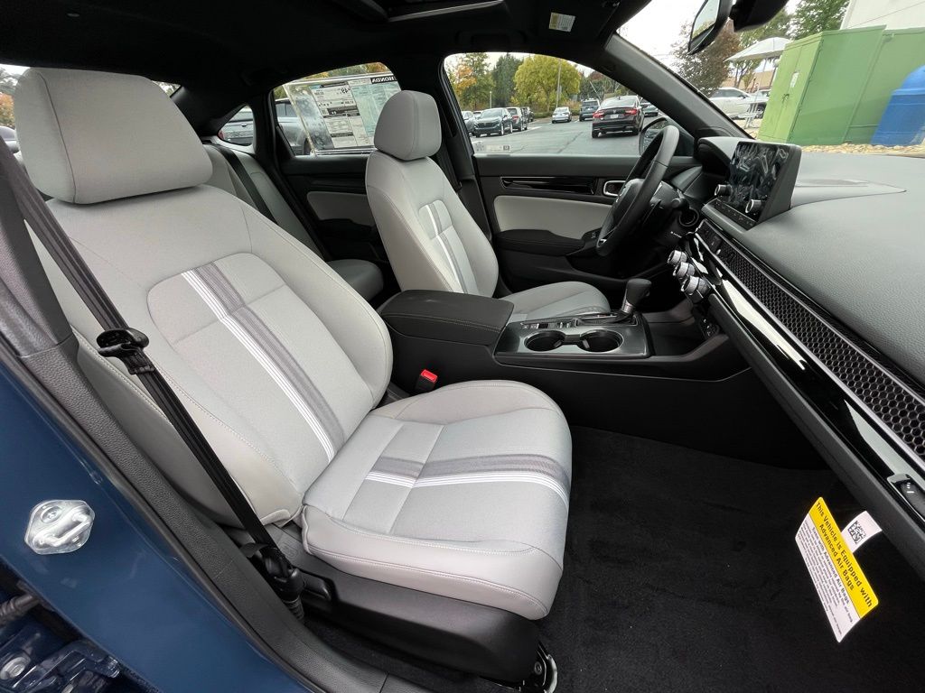 Thumbnail: 2026 Honda Civic - 32