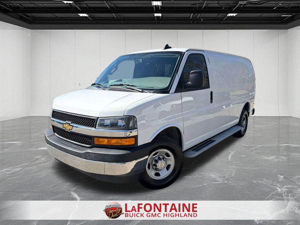 2024 Chevrolet Express Cargo 2500 RWD