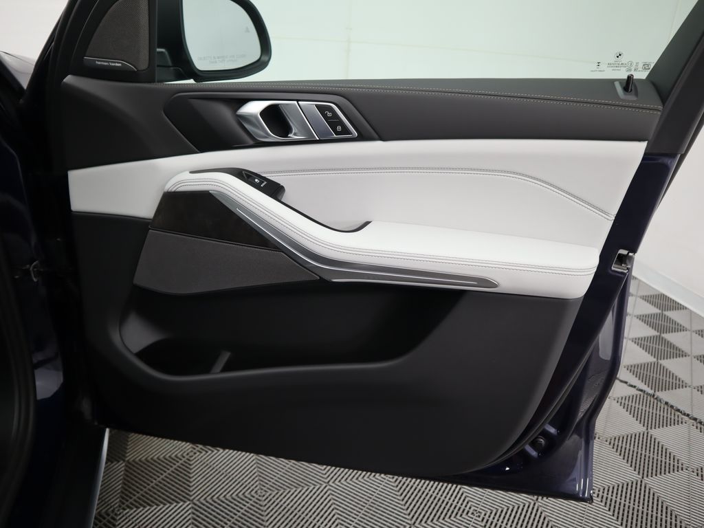 2026 BMW X5 xDrive40i 26