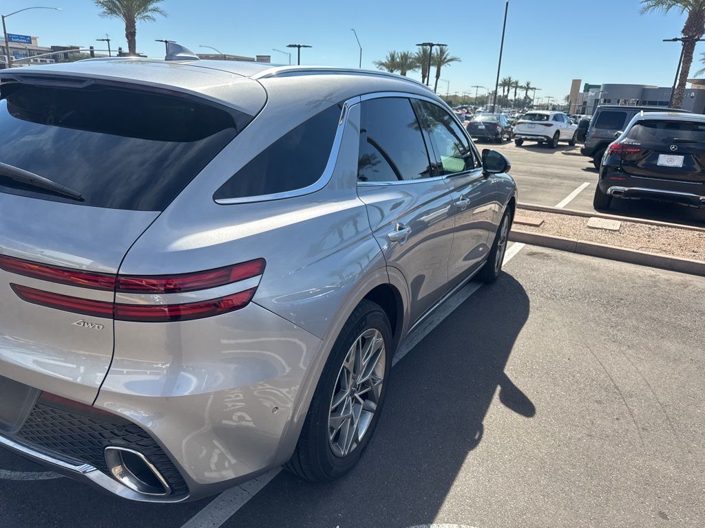 Thumbnail: 2023 Genesis GV70 - 4