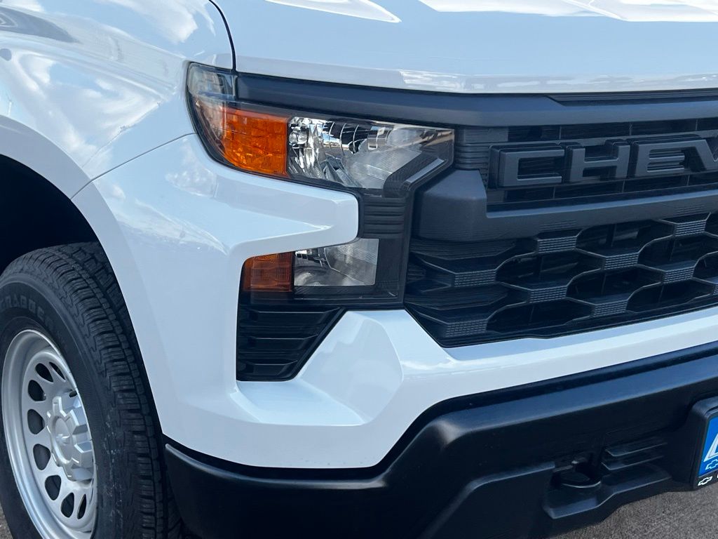 2025 Chevrolet Silverado 1500 WT - 4