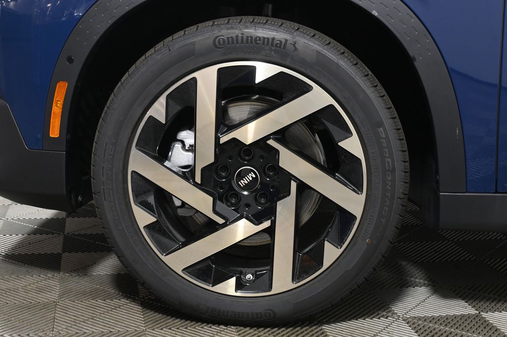 Thumbnail: 2027 MINI Cooper Countryman - 12