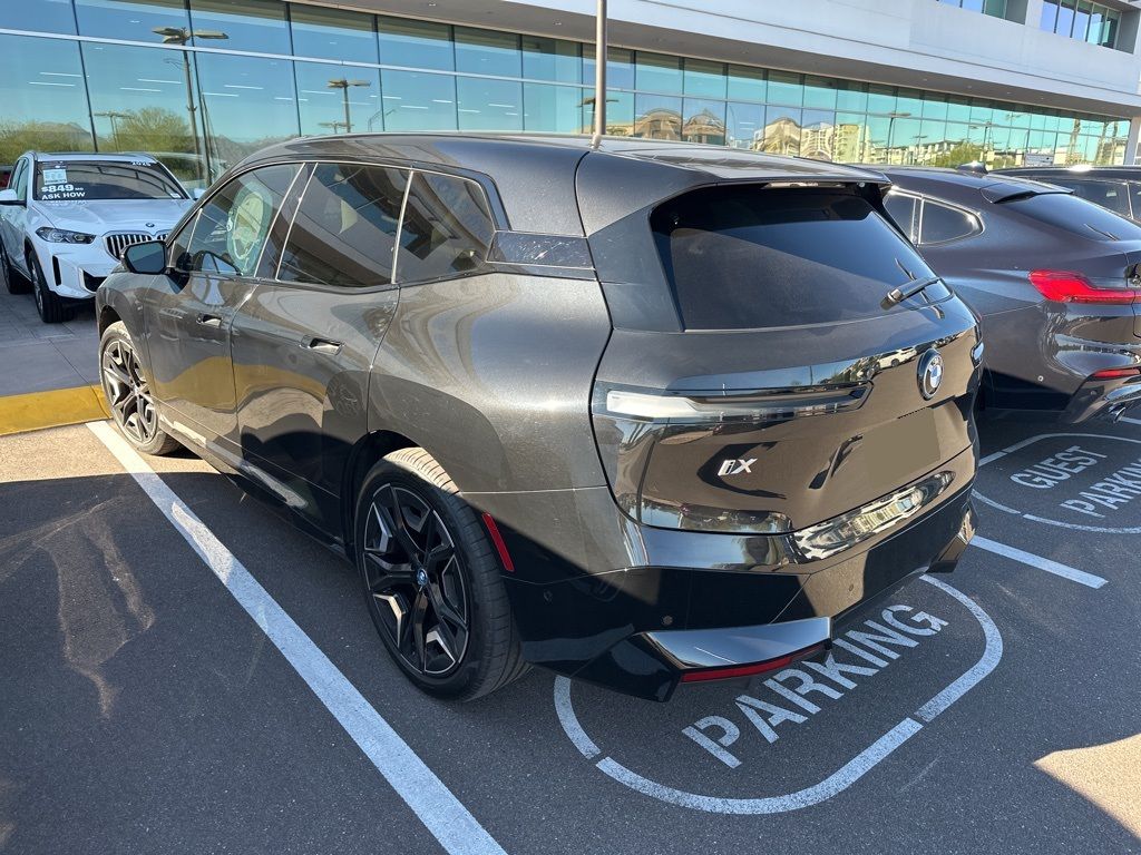 Thumbnail: 2024 BMW iX - 4