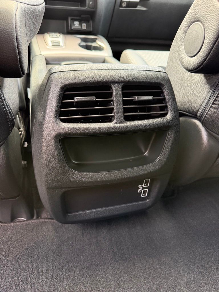Used 2023 Black Honda EX-L image 11