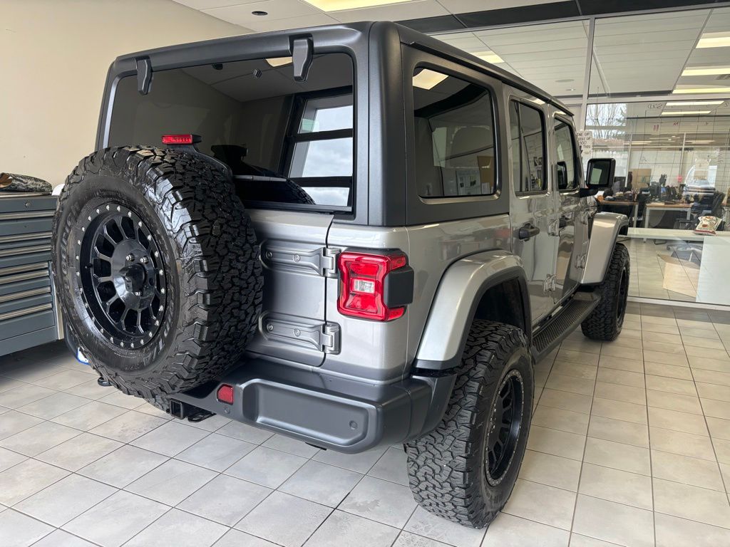 Used 2018 Jeep Wrangler SUV