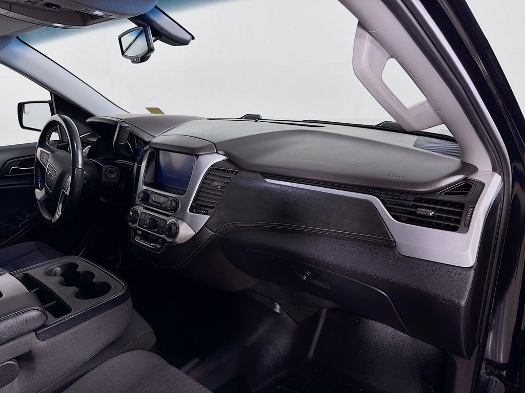 Used 2018 GMC Yukon XL SUV