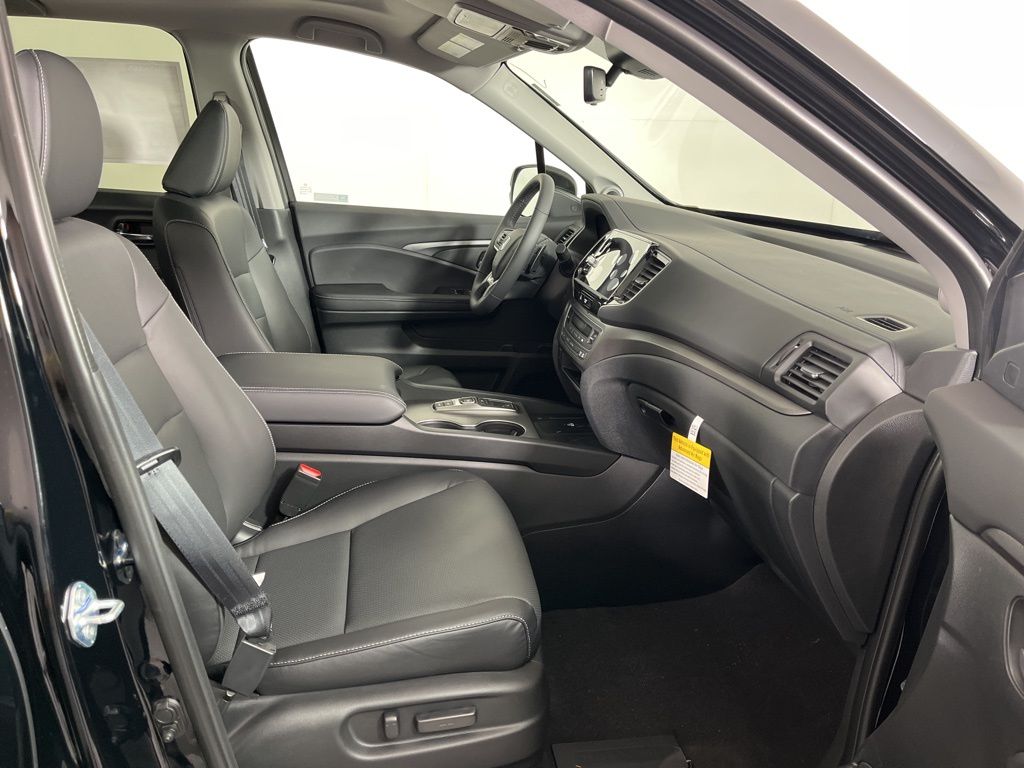 Thumbnail: 2026 Honda Ridgeline - 8