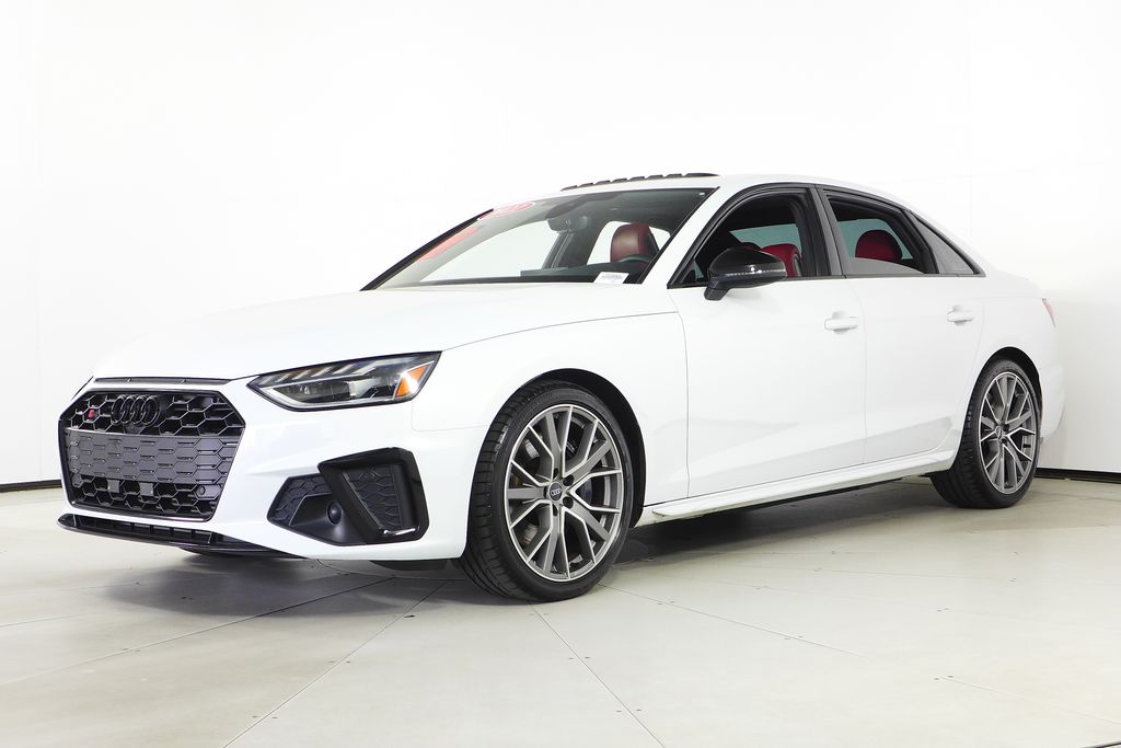 Thumbnail: 2022 Audi S4 - 2