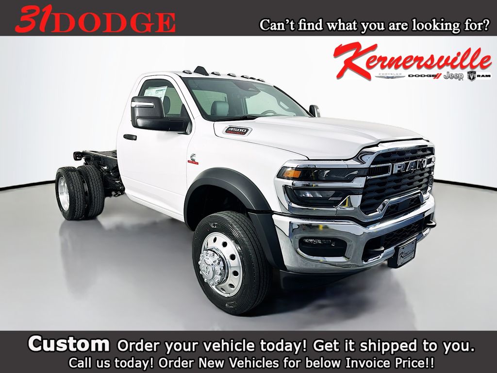 Bright White Clearcoat 2026 RAM 4500 Chassis Pickup Truck Automatic