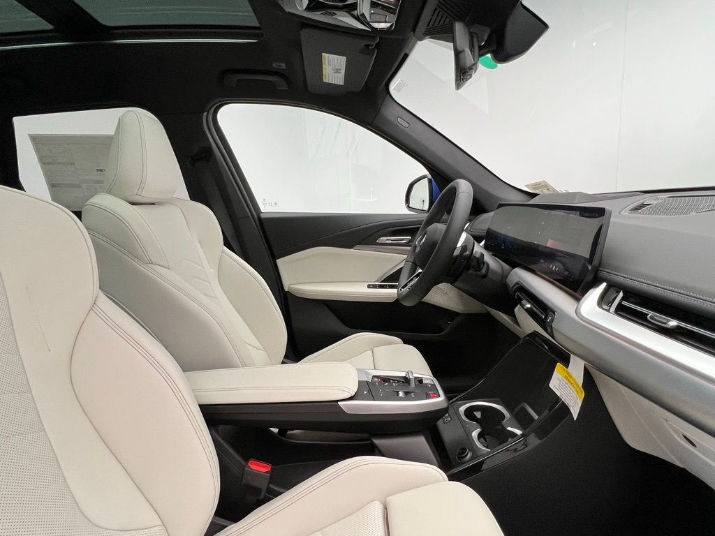 Thumbnail: 2026 BMW X1 - 6