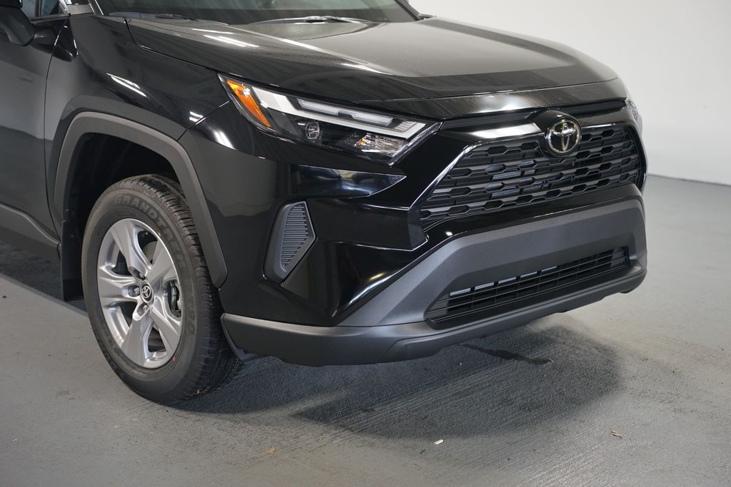 Thumbnail: 2025 Toyota RAV4 - 4