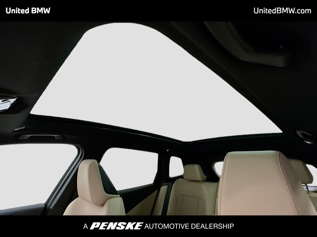 Thumbnail: 2026 BMW X3 - 11