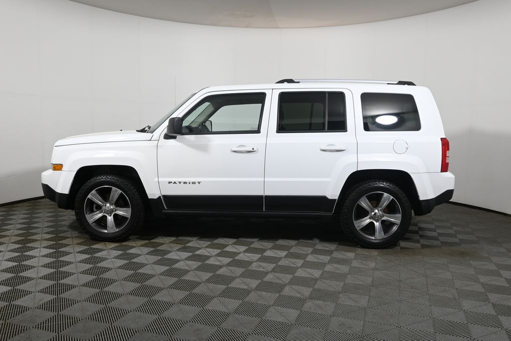 Thumbnail: 2016 Jeep Patriot - 2
