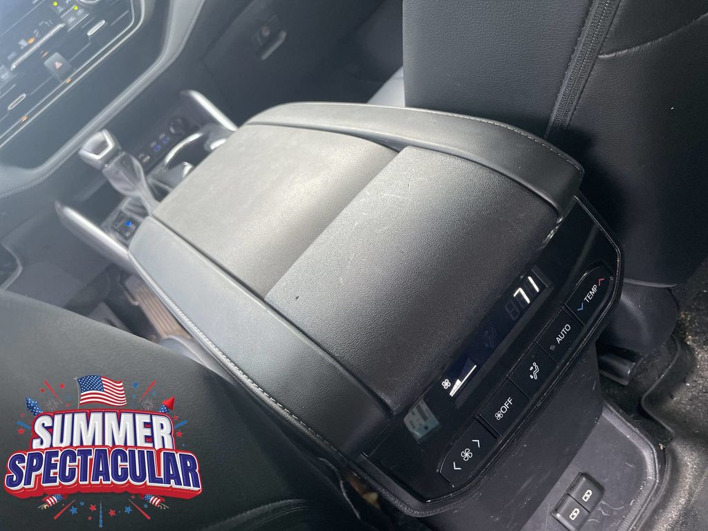 Used 2022 Toyota Highlander SUV