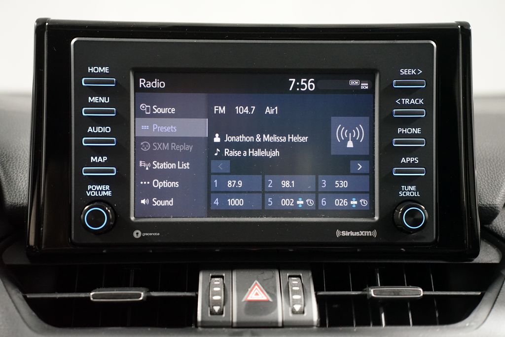Thumbnail: 2021 Toyota RAV4 - 17
