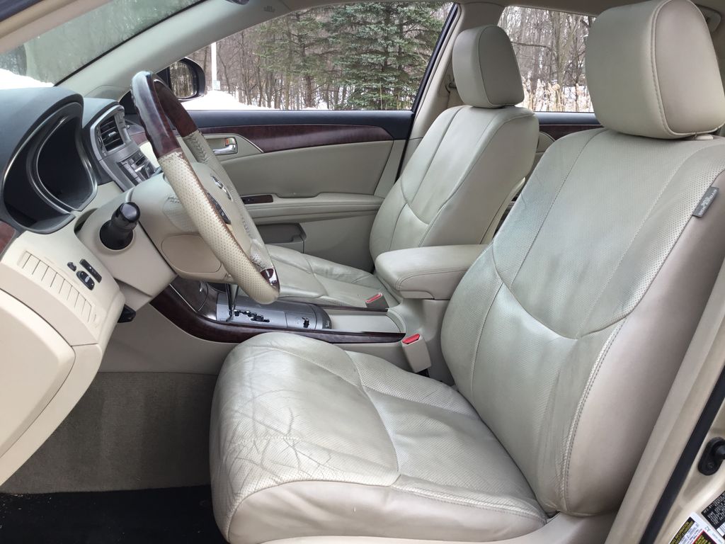 Thumbnail: 2011 Toyota Avalon - 8