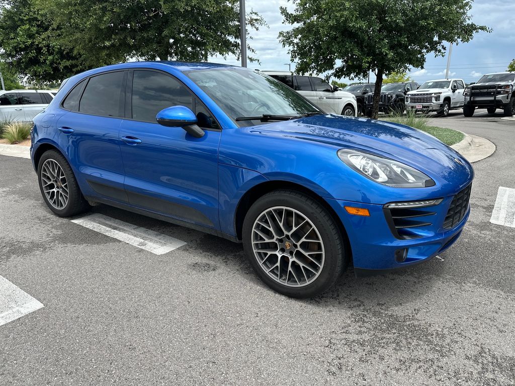 Sapphire Blue Metallic 2018 Porsche Macan AWD SUV / Crossover All-Wheel Drive 7-Speed Automatic