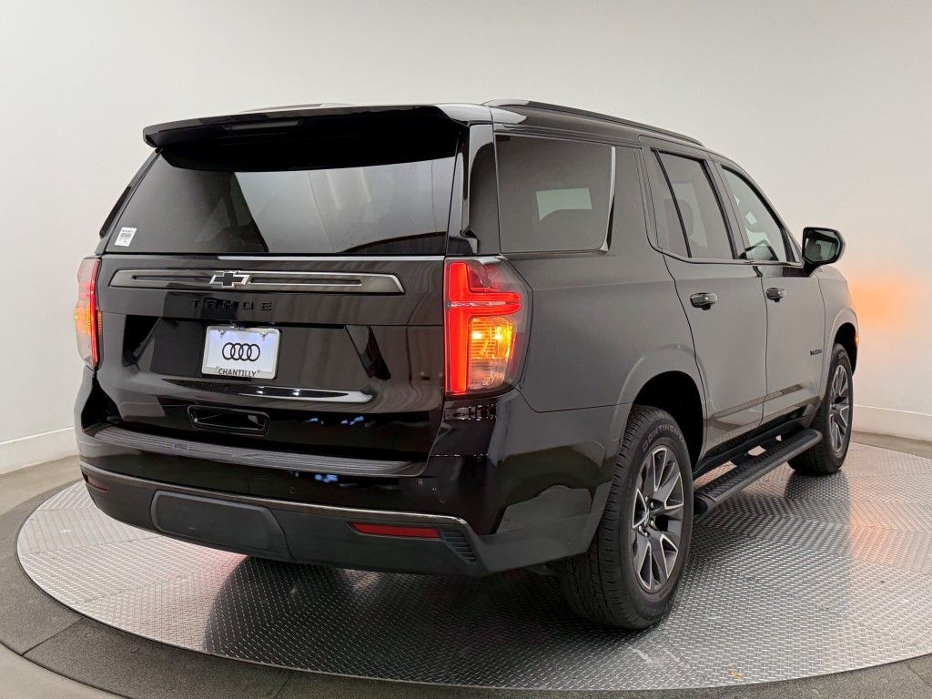 Thumbnail: 2022 Chevrolet Tahoe - 12