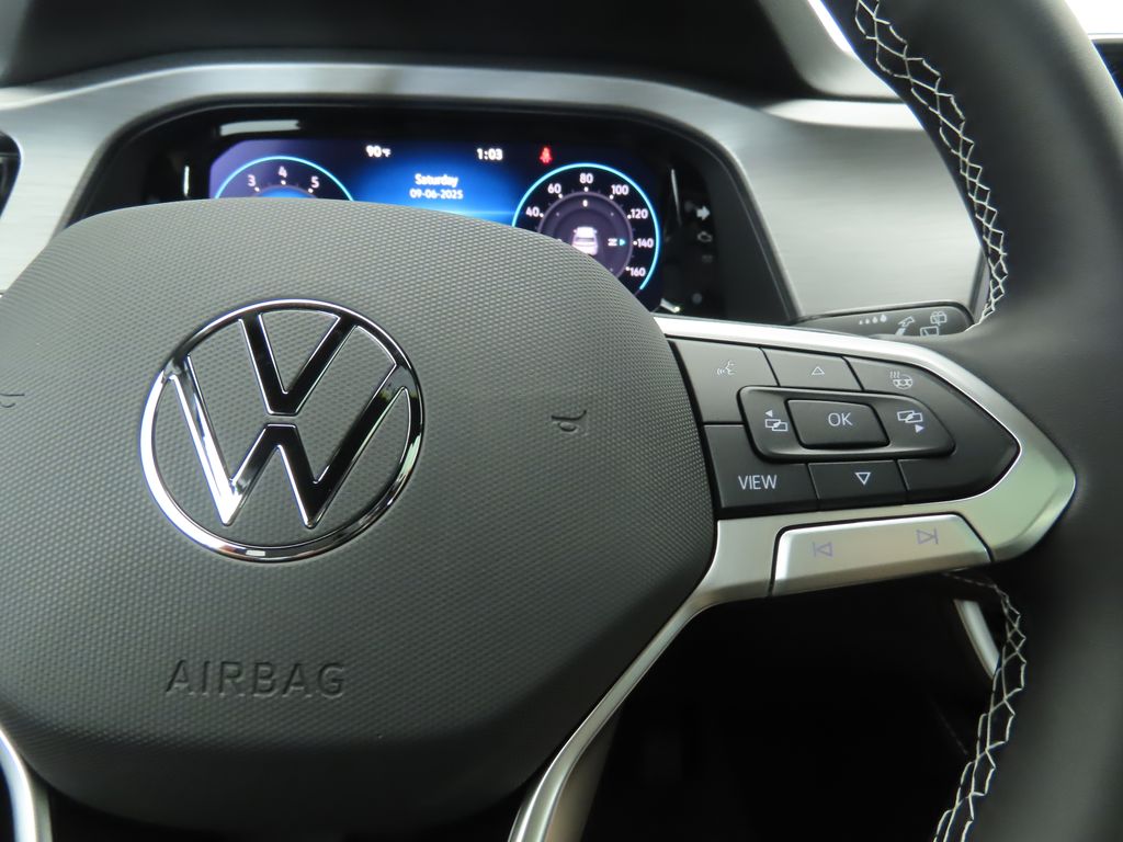 Thumbnail: 2026 Volkswagen Atlas - 12