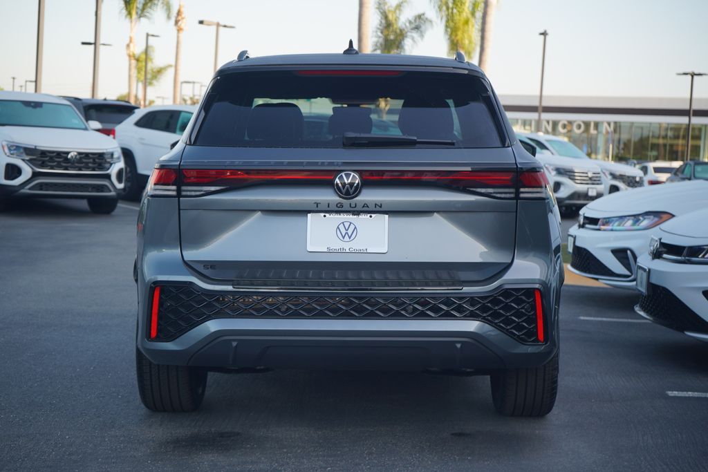 Thumbnail: 2026 Volkswagen Tiguan - 4