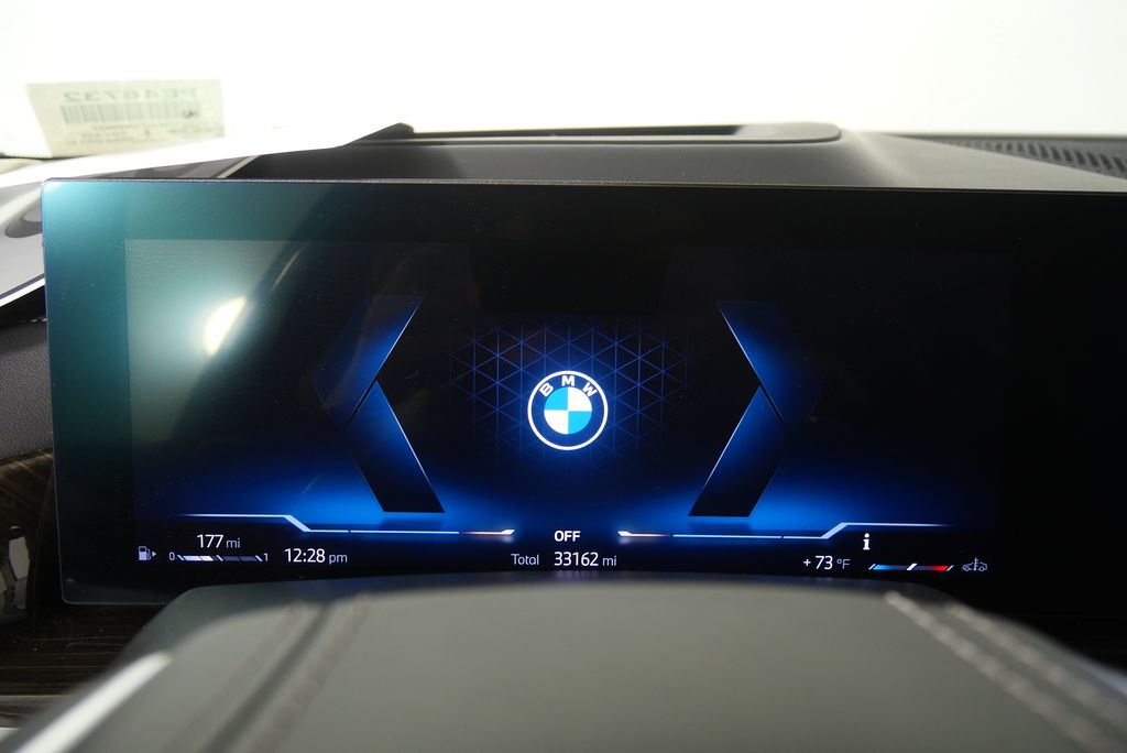 Thumbnail: 2023 BMW X7 - 21