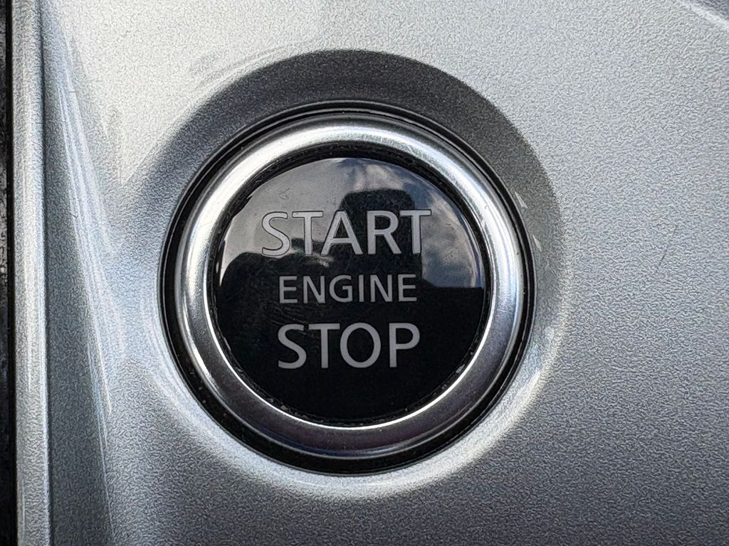 2024 Nissan Altima 2.5 SR Gray at Baytown Hyundai