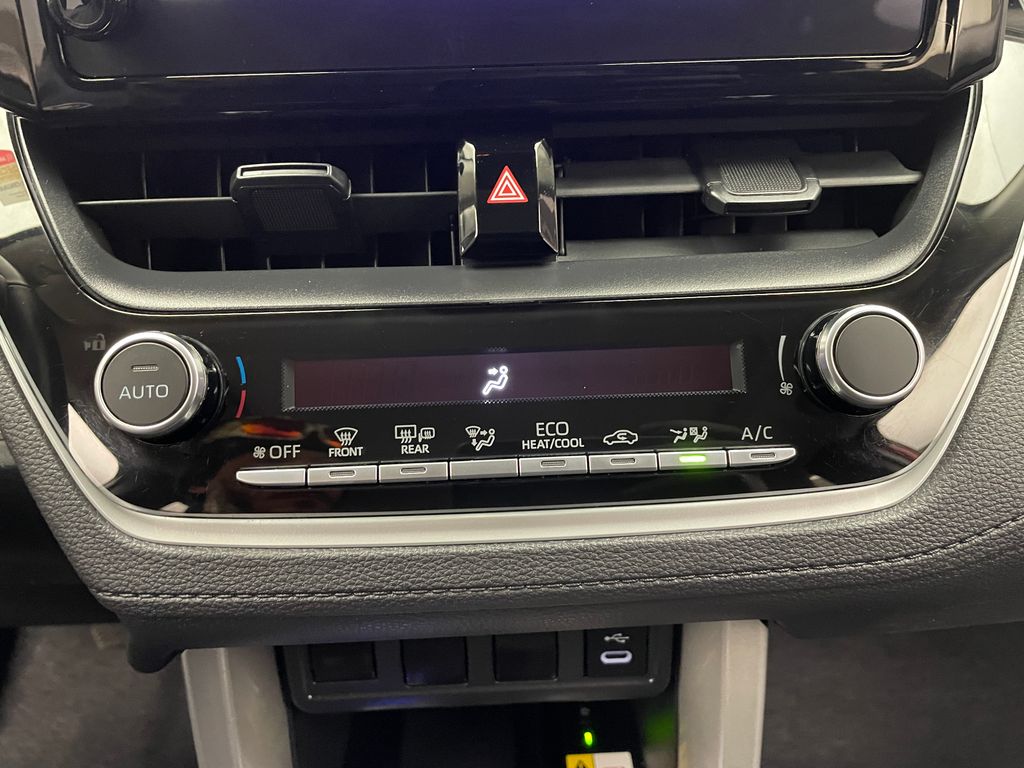 Thumbnail: 2023 Toyota Corolla Cross - 26