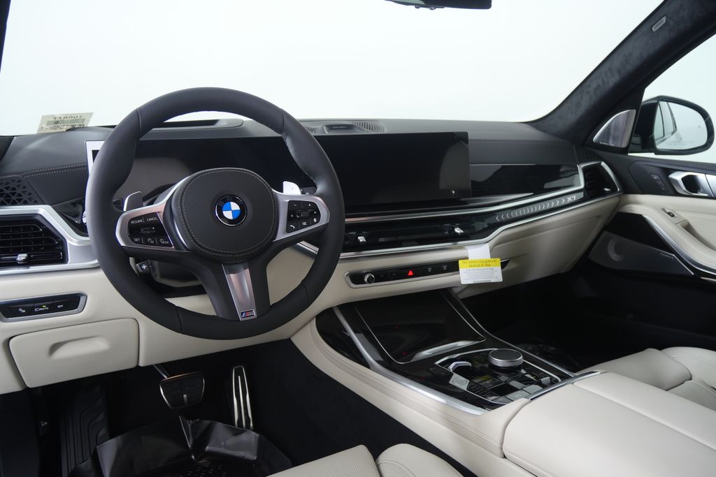 Thumbnail: 2027 BMW X7 - 20