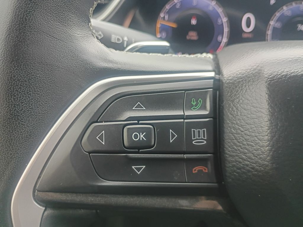 Used Car 2021 Jeep Grand Cherokee L  Altitude For Sale Under $25,000 In Austin, Texas