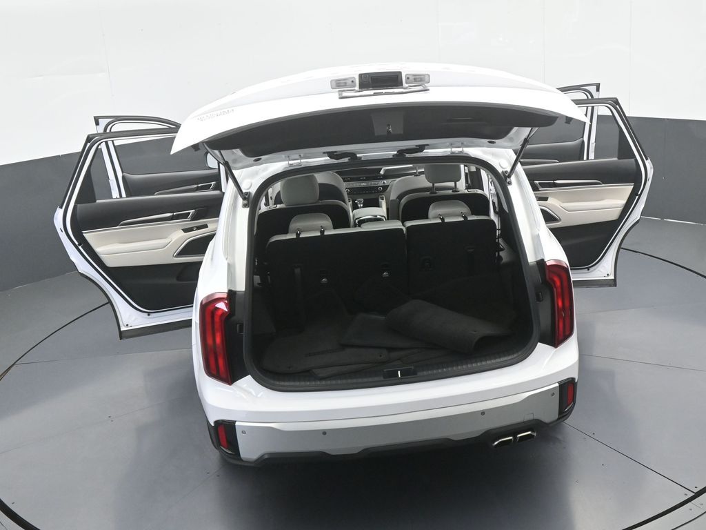 Used 2024 Glacial White Pearl Kia S image 67