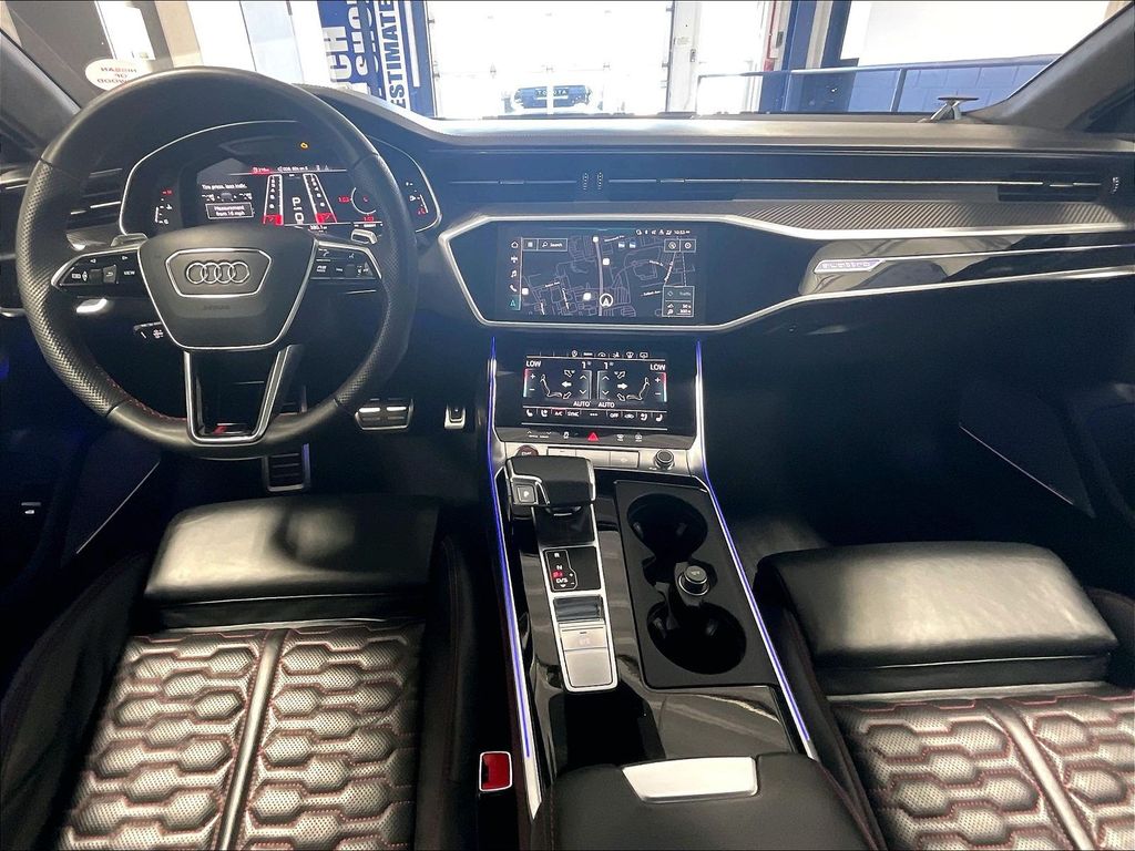 2021 Audi RS 7 — photo 21