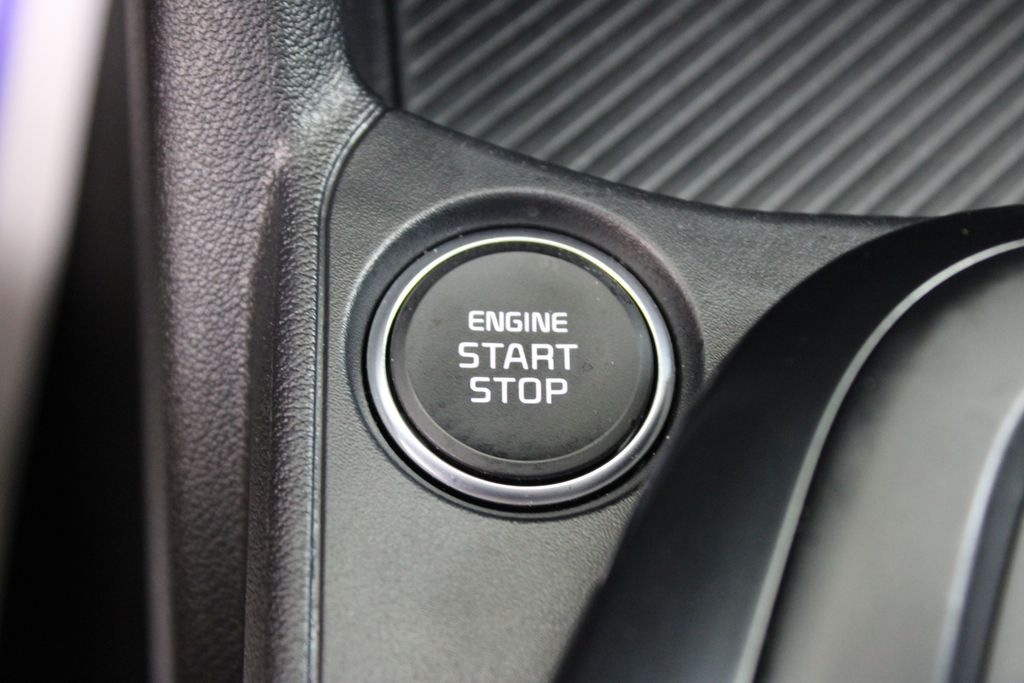 used 2025 Kia K4 car