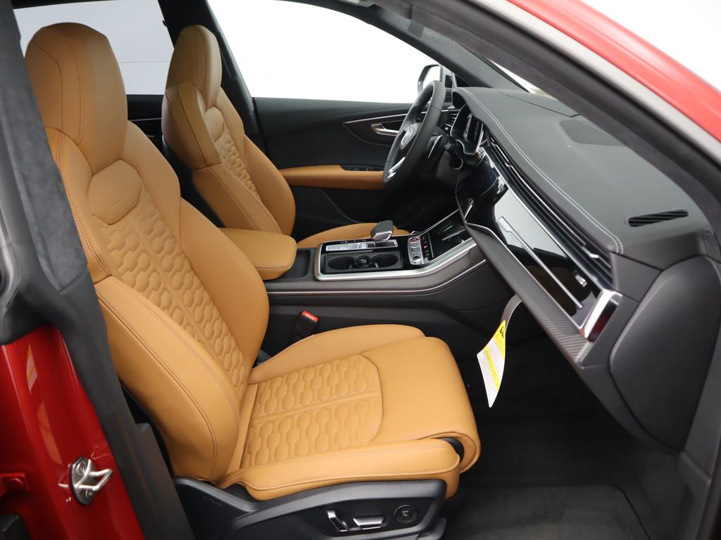 2025 Audi RS Q8 4.0T 22