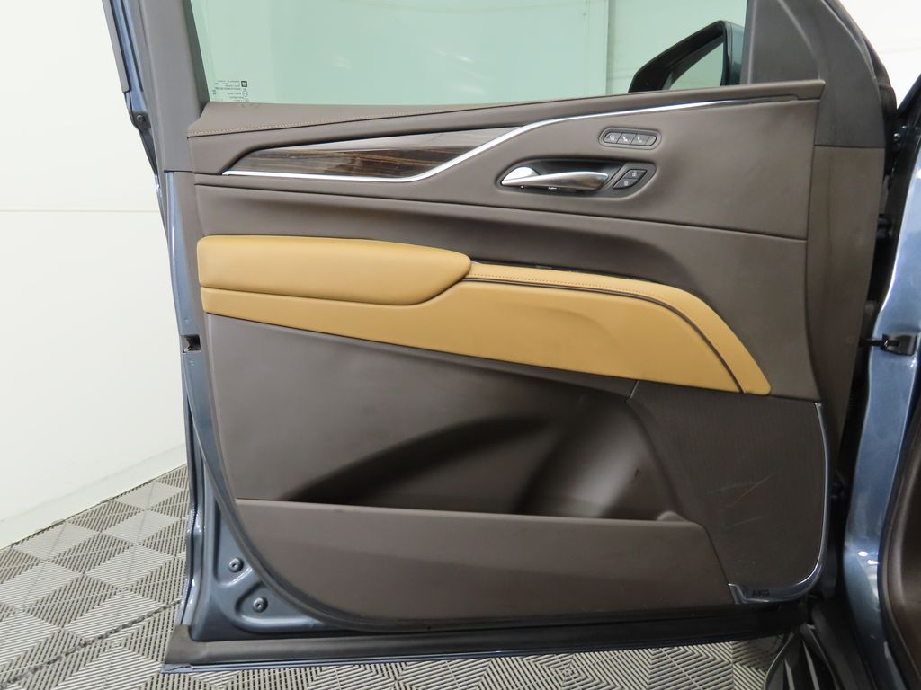 Thumbnail: 2021 Cadillac Escalade - 25