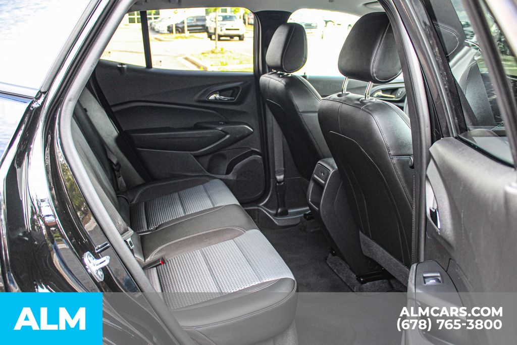 Used 2025 Black Chevrolet LT image 19