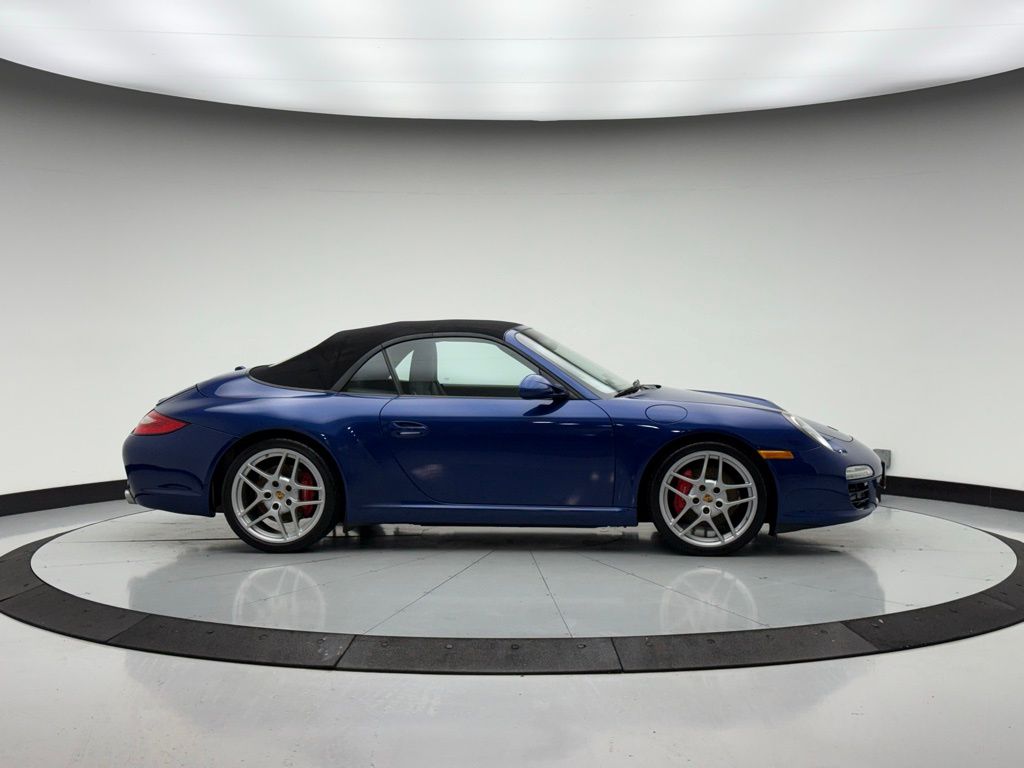 Thumbnail: 2009 Porsche 911 - 8