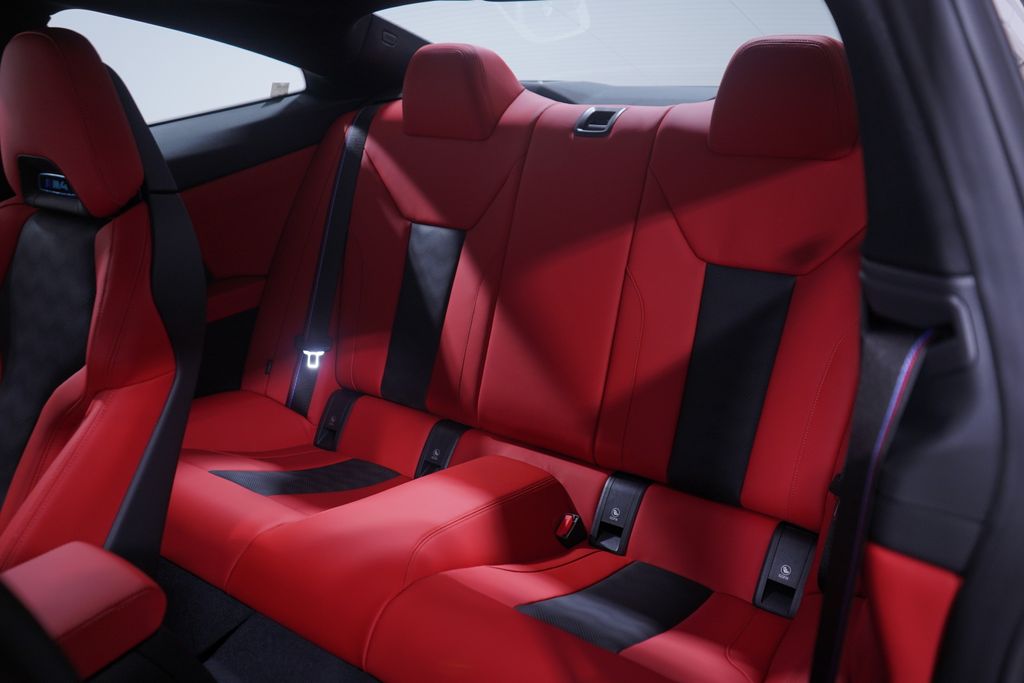 2026 BMW M4 Competition 9
