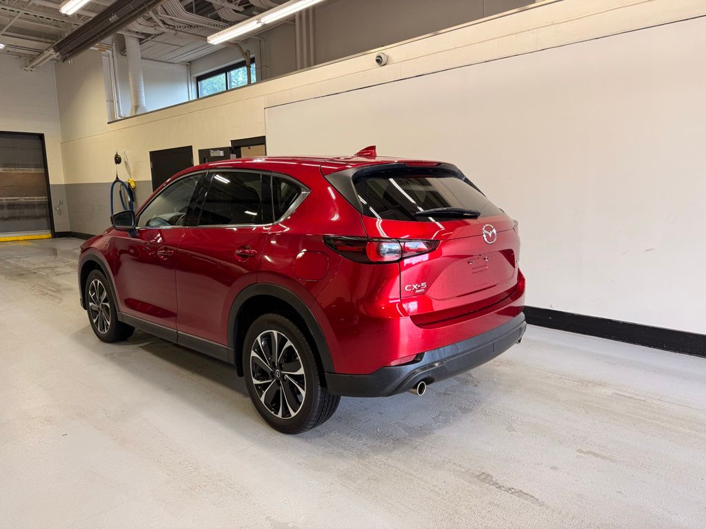 Thumbnail: 2022 Mazda CX-5 - 3