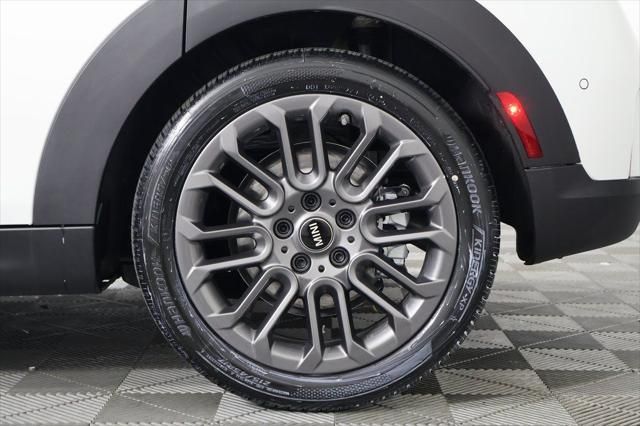 Thumbnail: 2026 MINI Cooper - 10