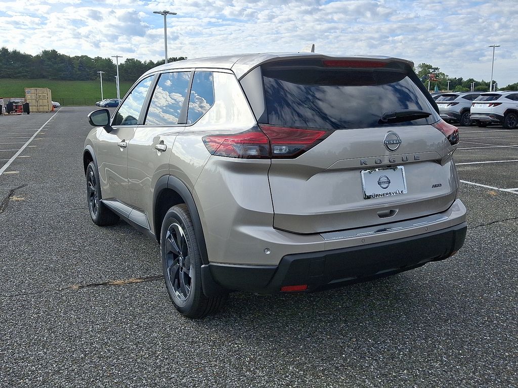 Thumbnail: 2026 Nissan Rogue - 3