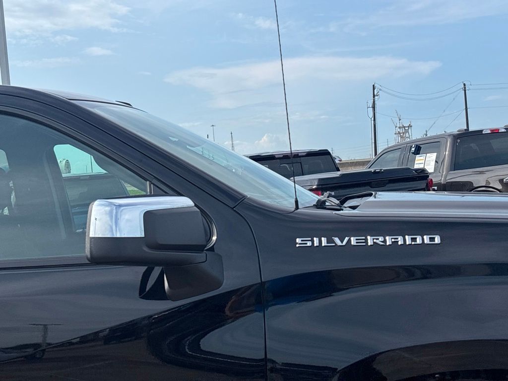 2025 Chevrolet Silverado 1500 LT - 8