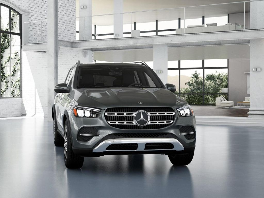 2025 Mercedes-Benz GLE 450 8